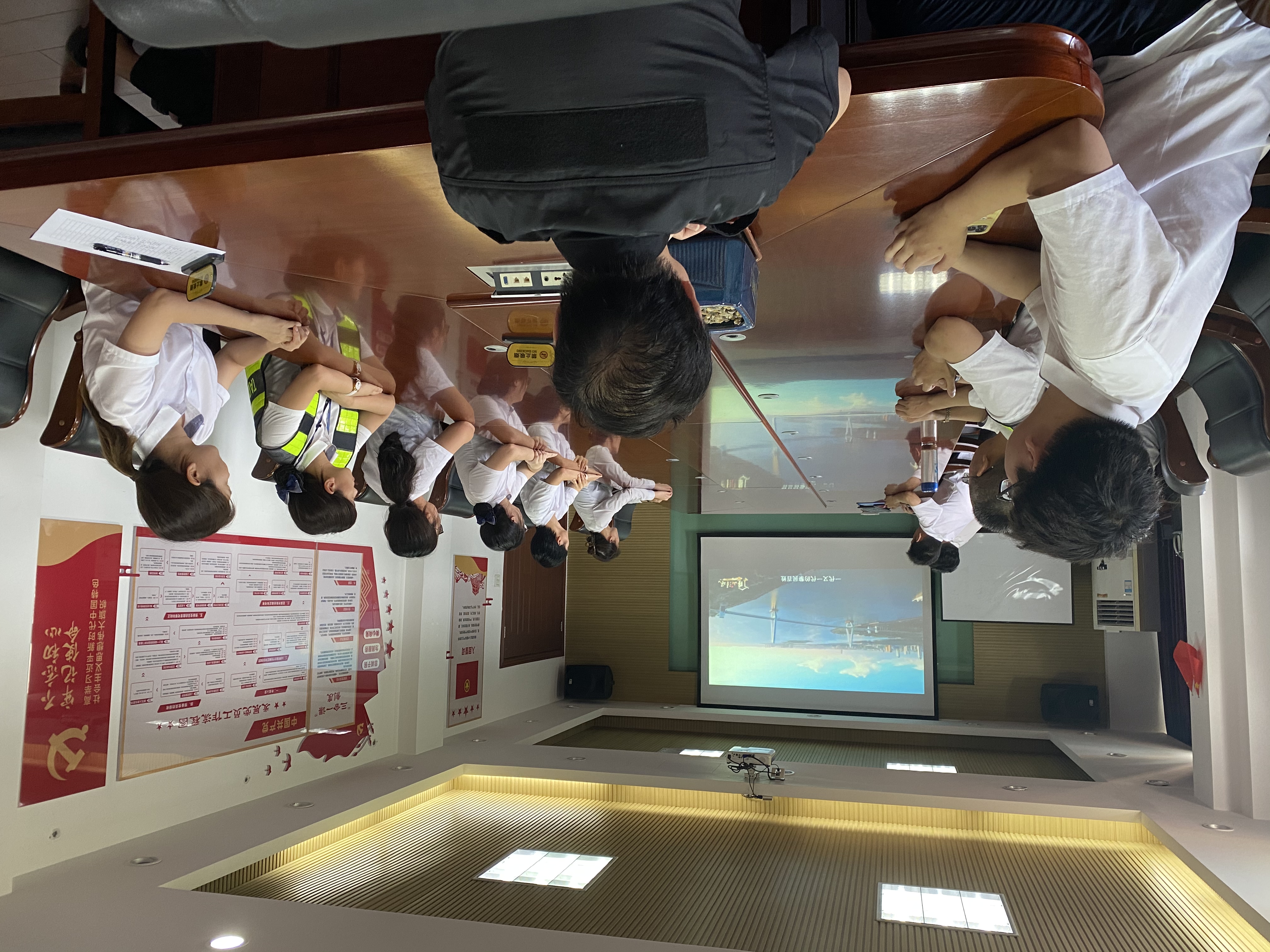 1690852043233910.jpg 臺州南觀看家風(fēng)教育視頻.jpg